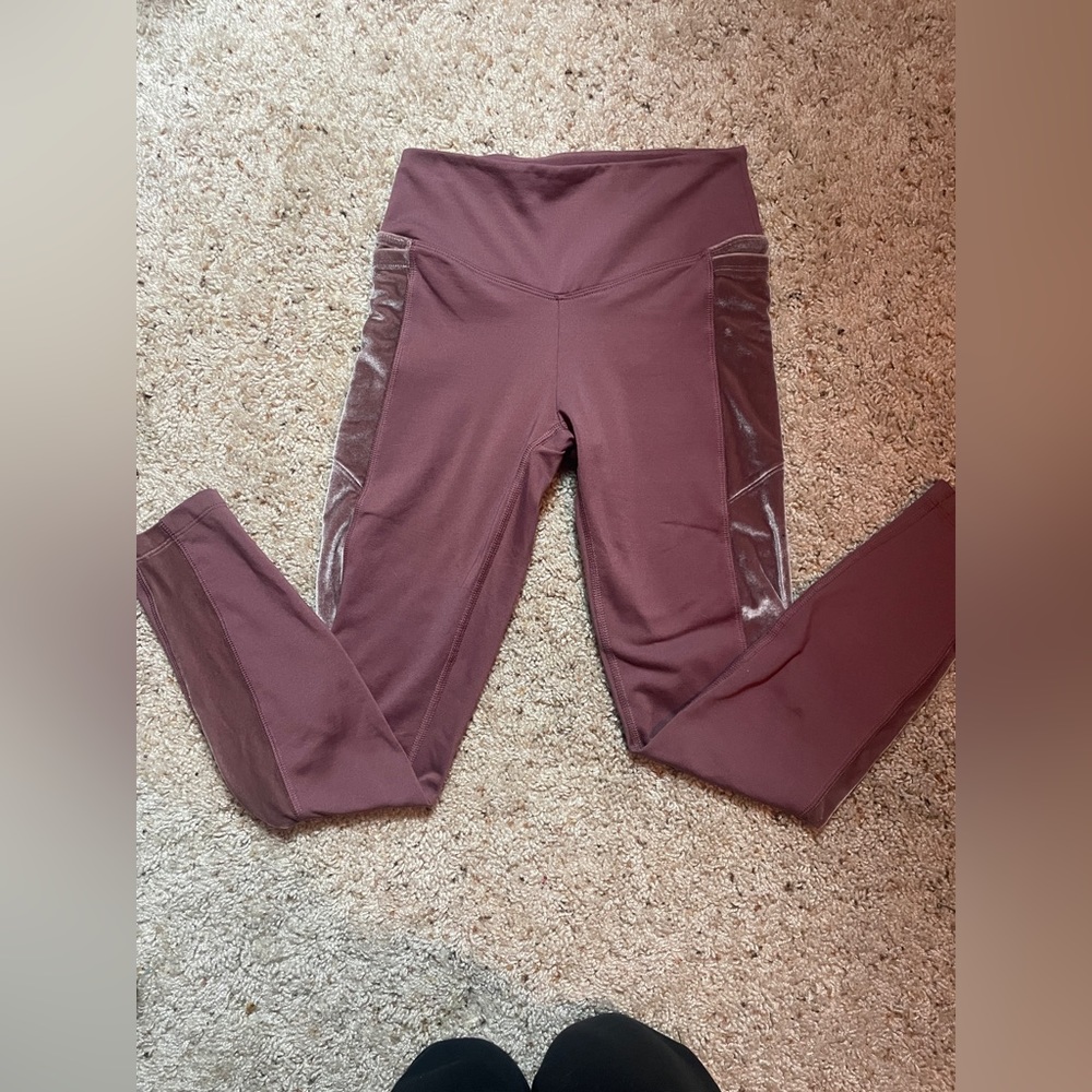 Victoria’s Secret pink leggings